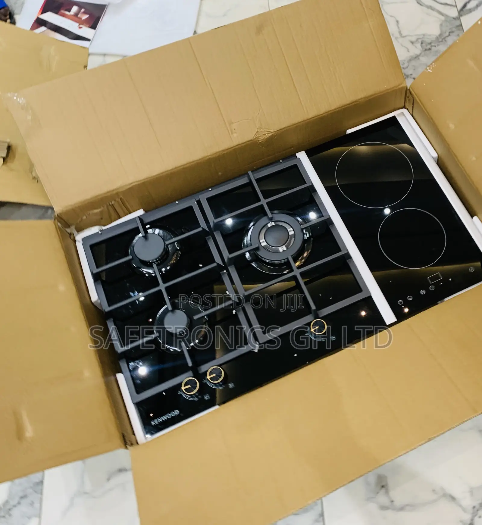 Neatly Boxed Kenwood 90cm 3gas, 2 Electric Ceramic Hob