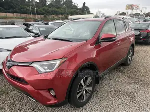 Toyota RAV4 XLE AWD (2.5L 4cyl 6A) 2017 Red