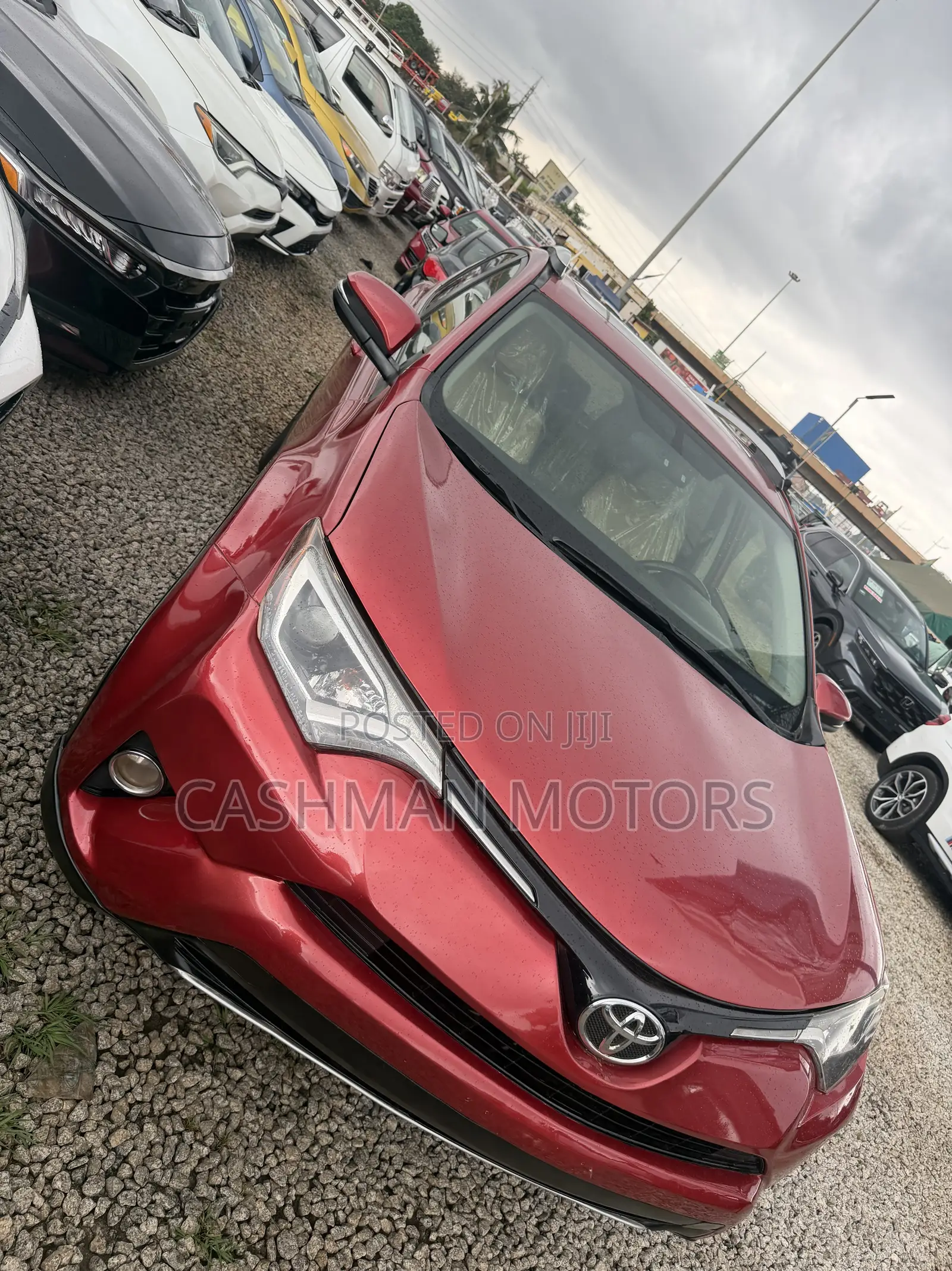 Toyota RAV4 XLE AWD (2.5L 4cyl 6A) 2017 Red