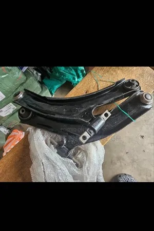 Nissan Rogue 2008 Lower Arm