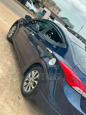 Hyundai Elantra 2016 Blue