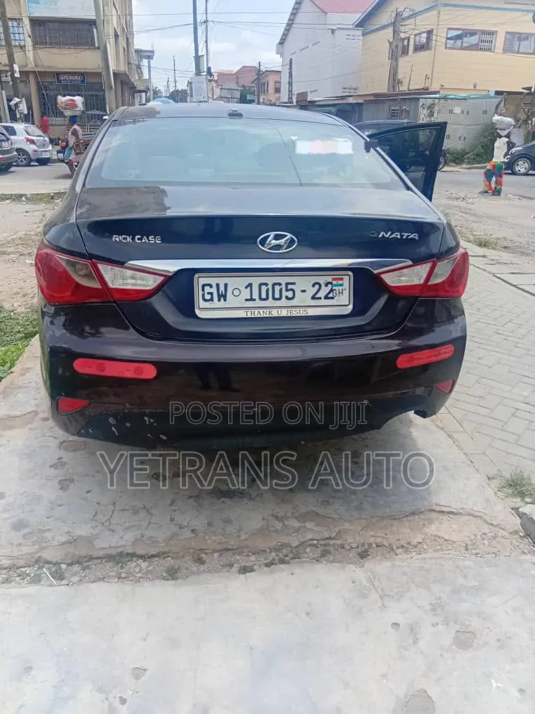 Hyundai Sonata 2013 Black
