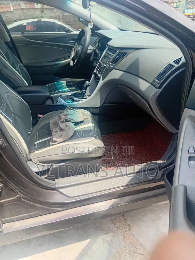 Hyundai Sonata 2013 Black