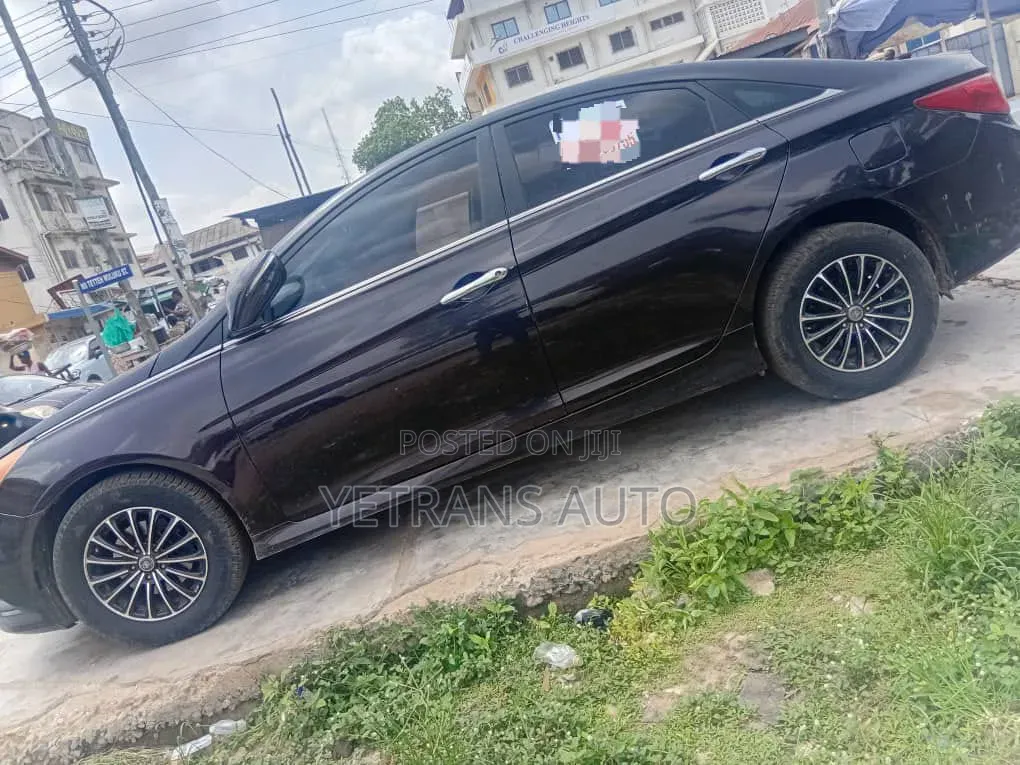 Hyundai Sonata 2013 Black