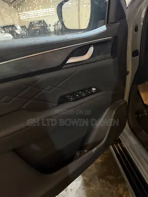 New Nissan Pick-Up 2025 Gray