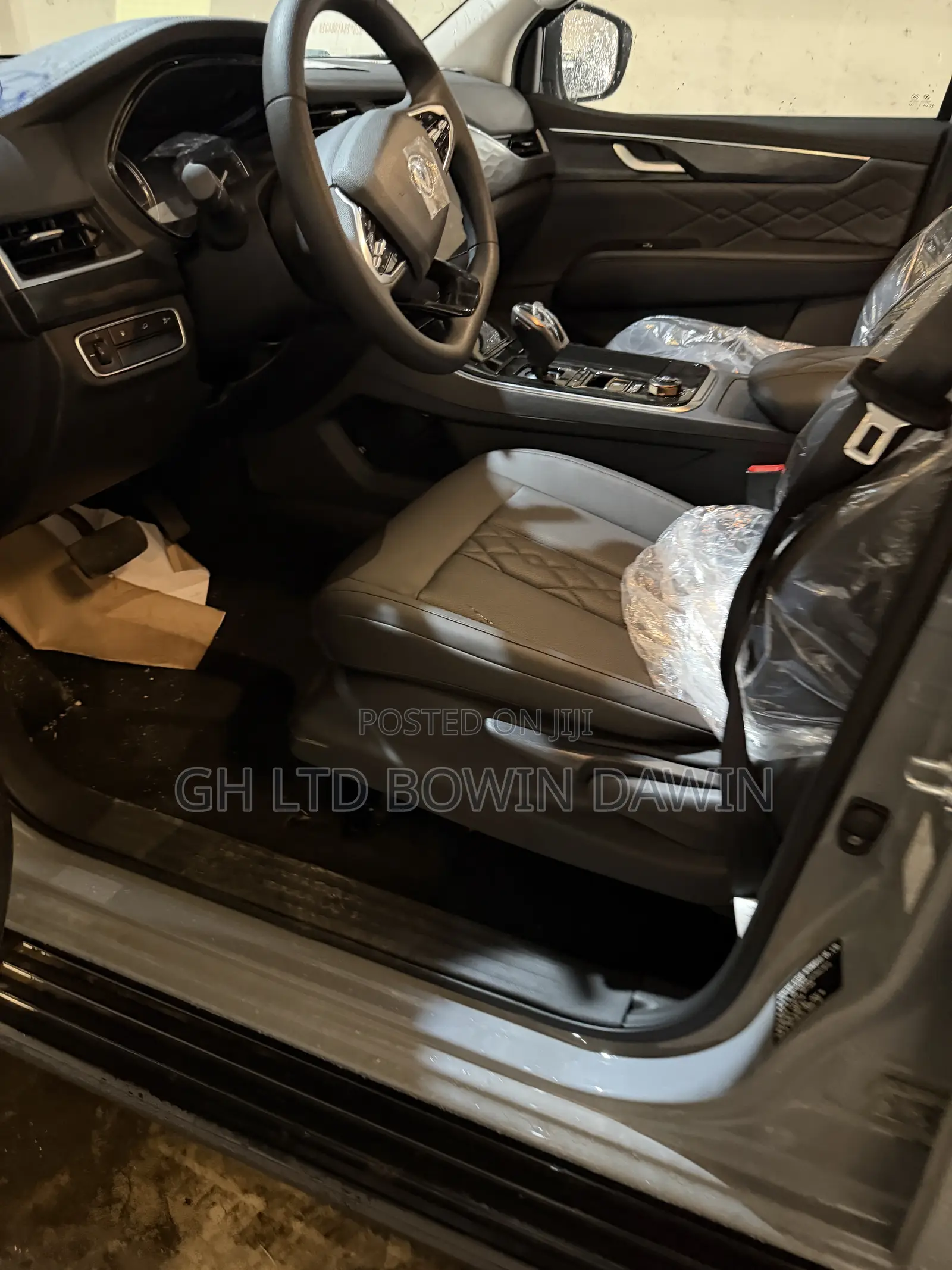 New Nissan Pick-Up 2025 Gray