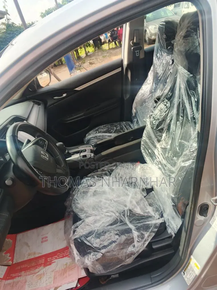 Honda Civic 2017 Silver