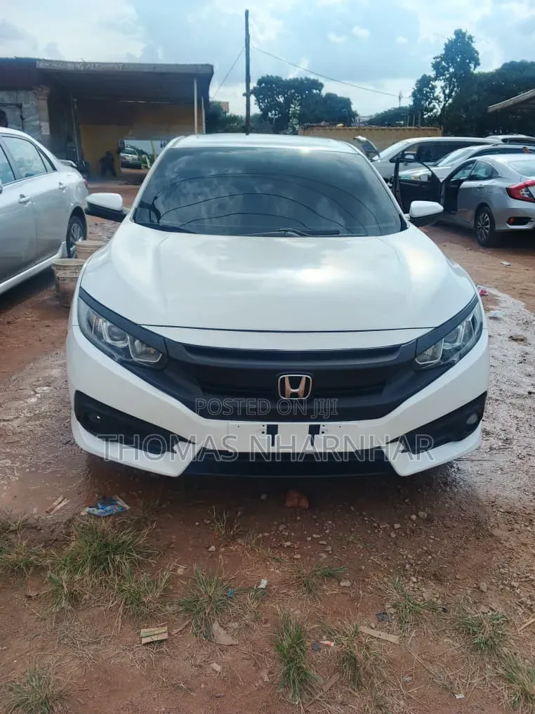 Honda Civic 2018 White