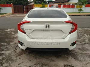 Honda Civic 2019 White