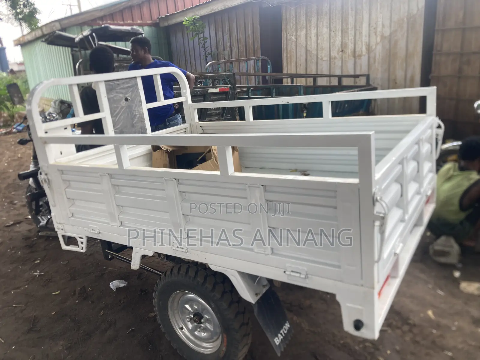 New Luojia Clean Tricycle 2025 White