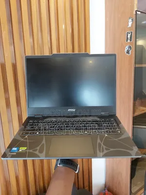 Laptop MSI Cyborg 15 16GB Intel Core 5 SSD 1T