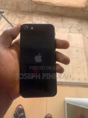 Apple iPhone SE (2022) 64 GB