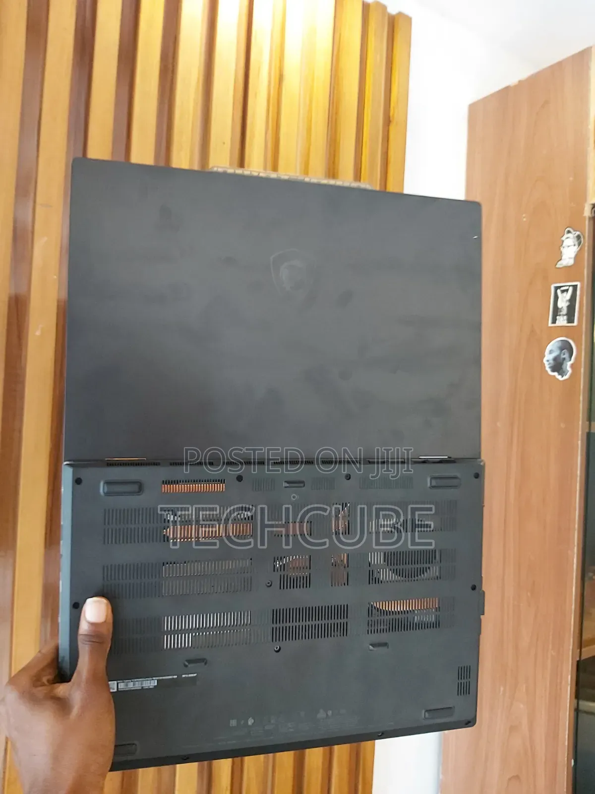 Laptop MSI Cyborg 15 16GB Intel Core 5 SSD 1T