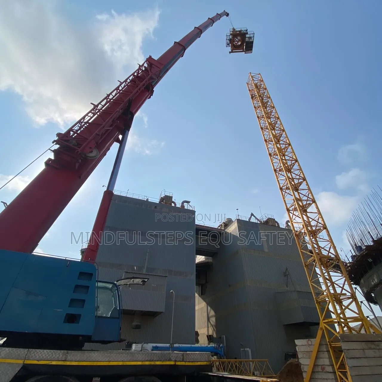 120 Tones Mobile Crane