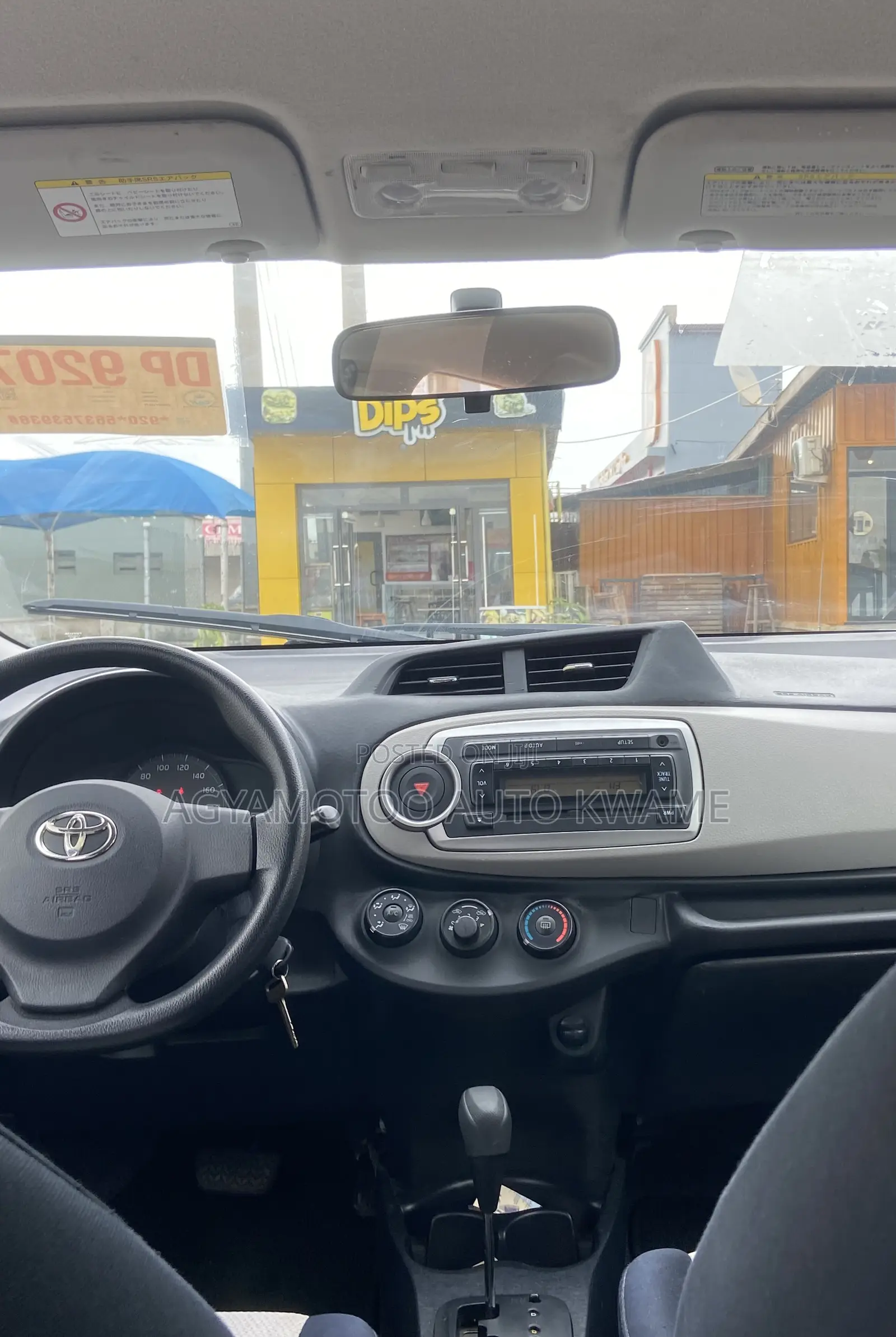 Toyota Vitz 1.5 FWD 5dr 2012 Silver