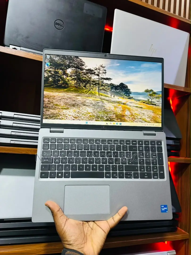 Laptop Dell Latitude 5520 8GB Intel Core i5 SSD 256GB