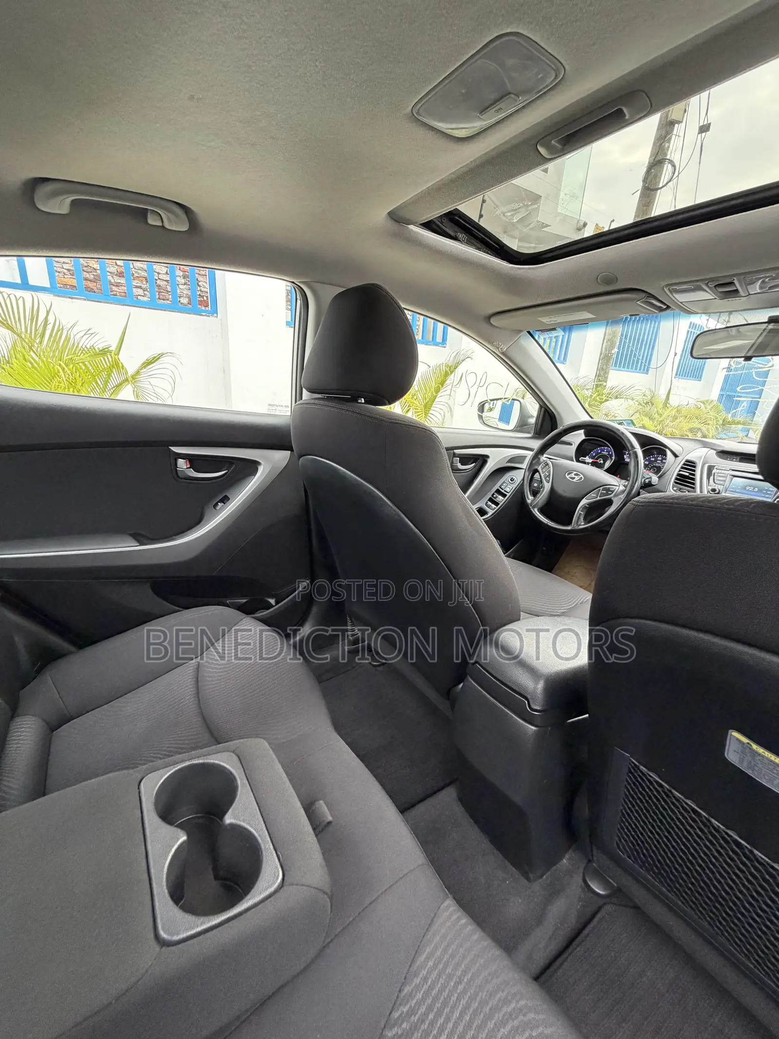 Hyundai Elantra SE Sedan FWD (1.8L 4cyl 6A) 2016 Brown