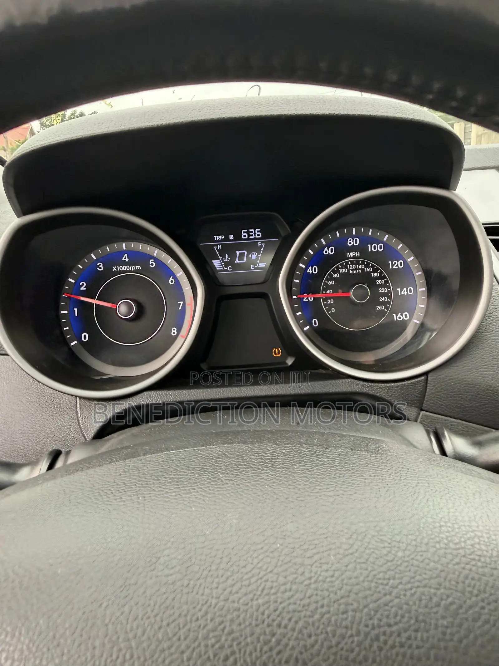 Hyundai Elantra SE Sedan FWD (1.8L 4cyl 6A) 2016 Brown
