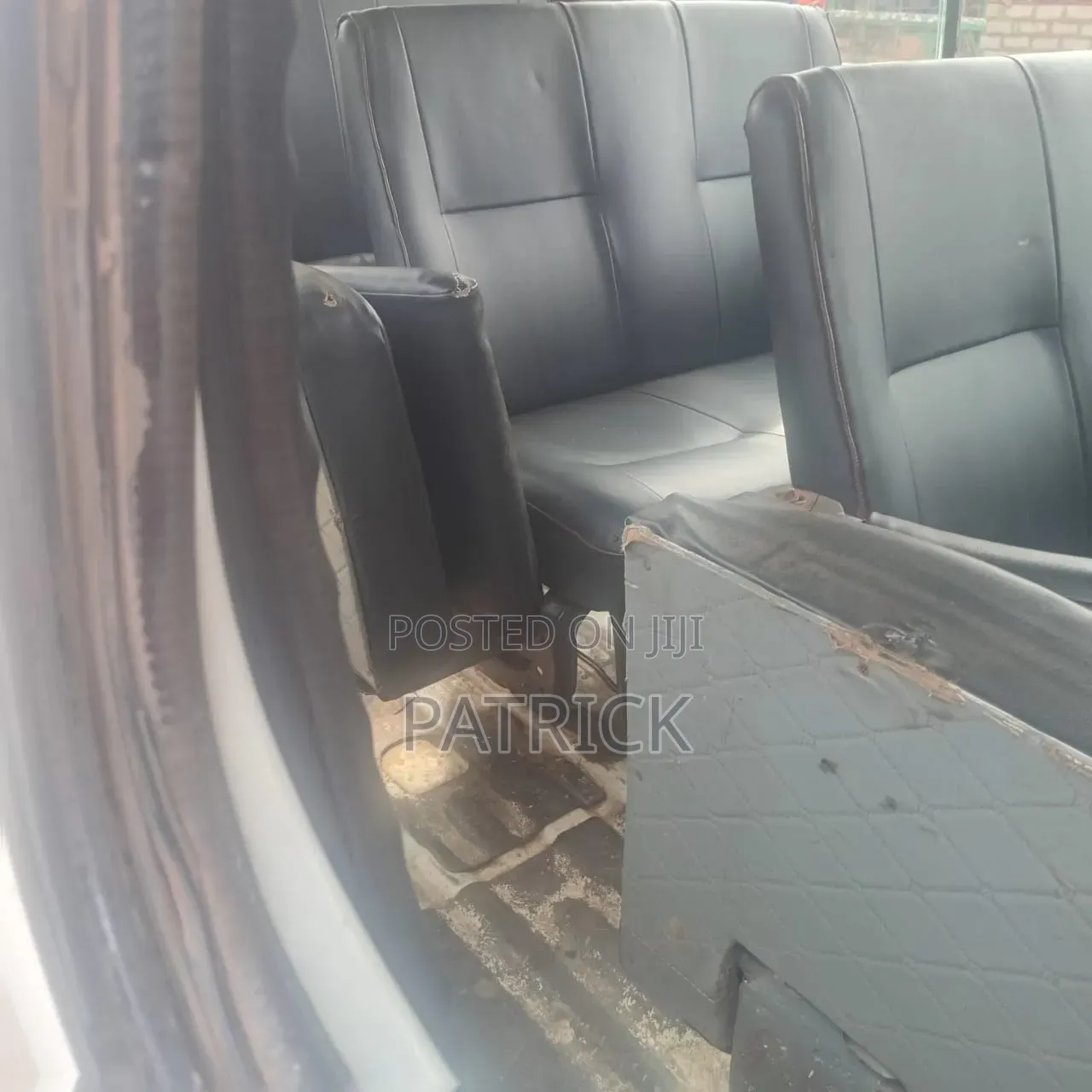 Nissan Caravan (Urvan) 2010 White