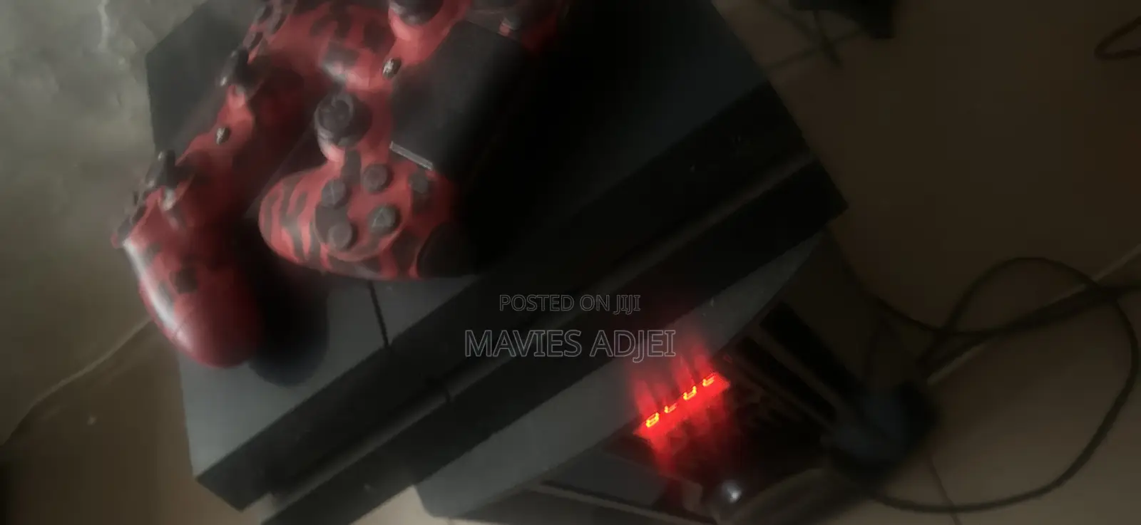 Plays Station 4