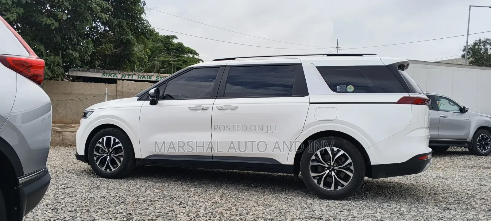 Kia Carnival 2021 White