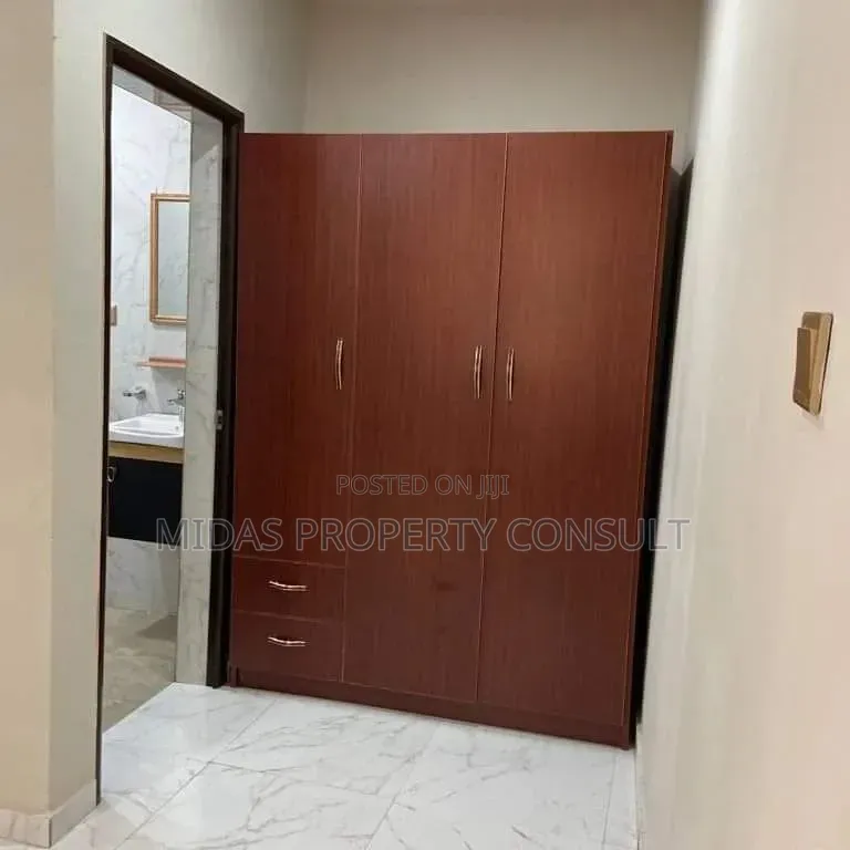 2bdrm Townhouse / Terrace in Upsa for rent