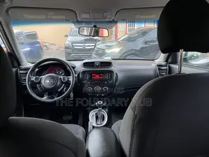 Kia Soul 4dr Wagon (1.6L 4cyl 6A) 2015 Silver