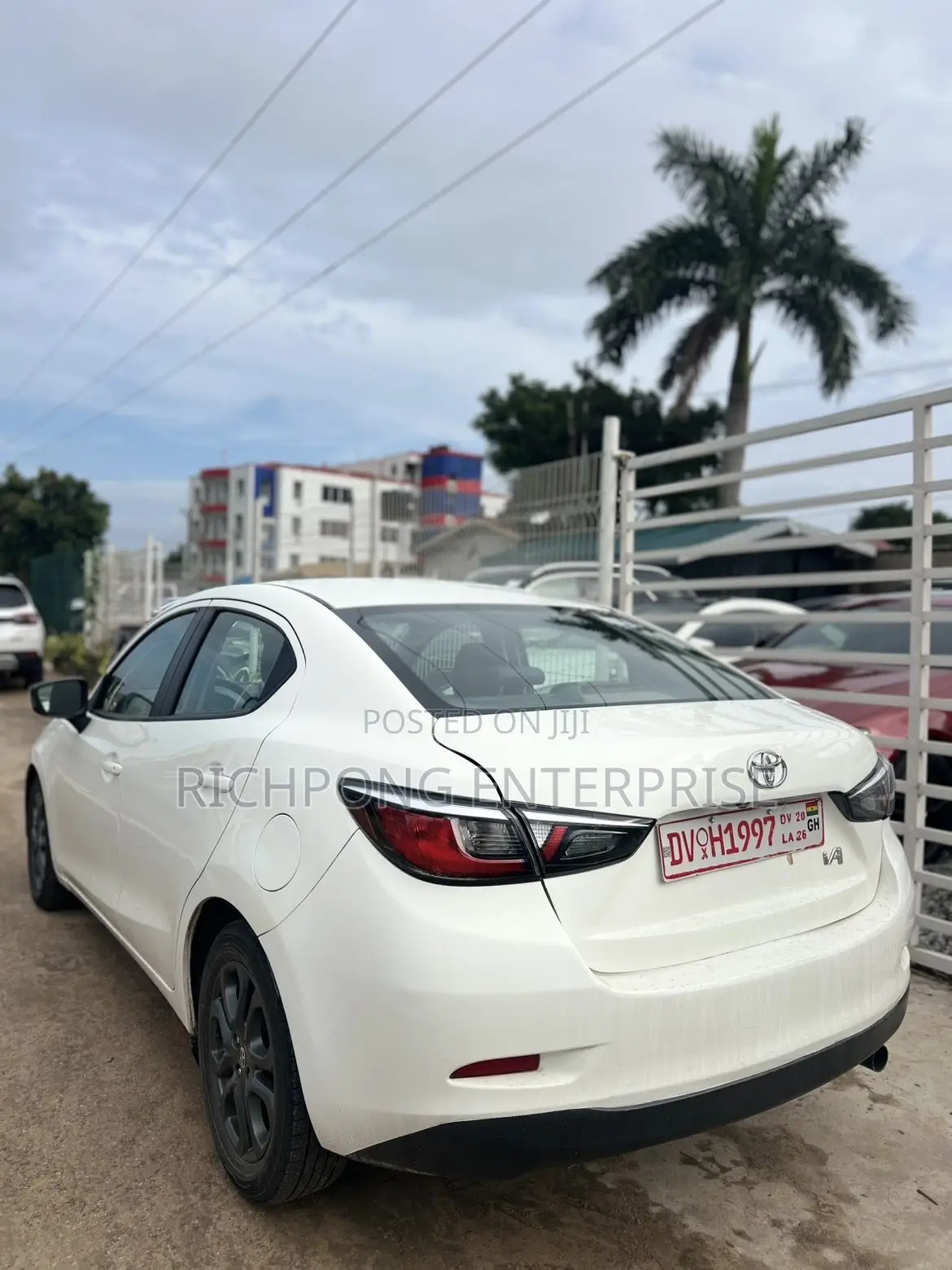 Toyota Yaris iA 1.5 FWD 2017 White