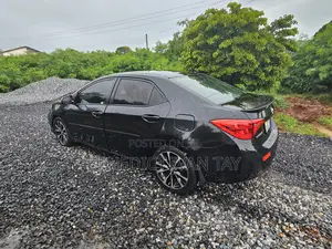 Toyota Corolla SE Special Edition 4dr Sedan (1.8L 4cyl CVT) 2017 Black