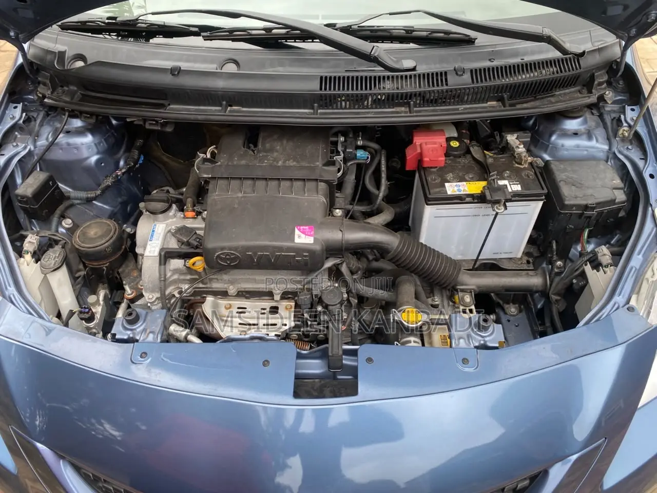 Toyota Belta 2010 Blue