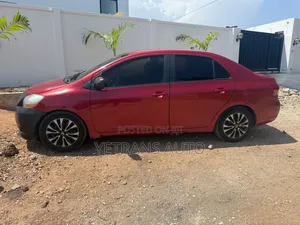 Toyota Yaris 2008 Red
