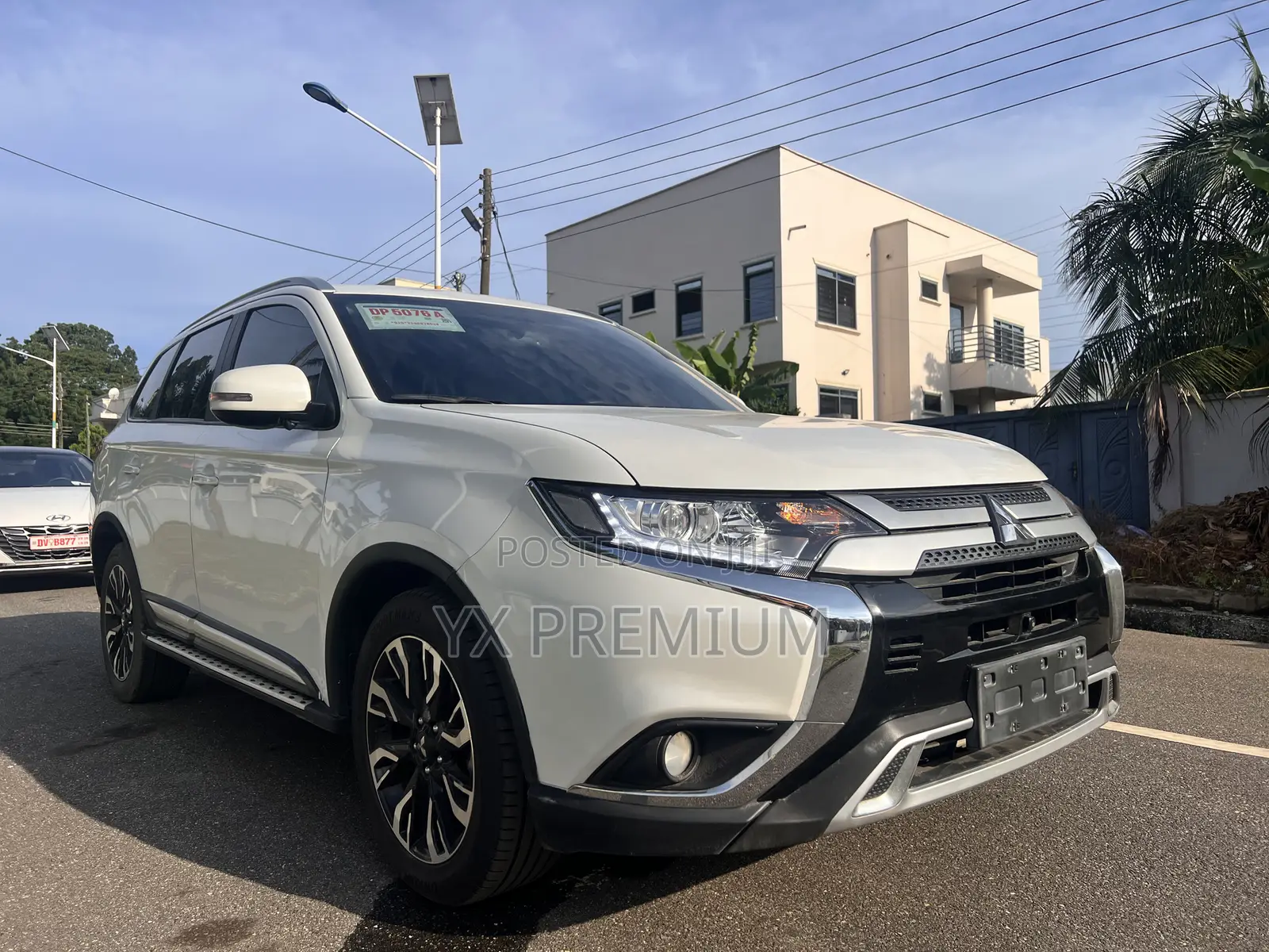 Mitsubishi Outlander SE FWD 2020 White