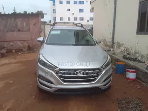 Hyundai Tucson 2018 Silver