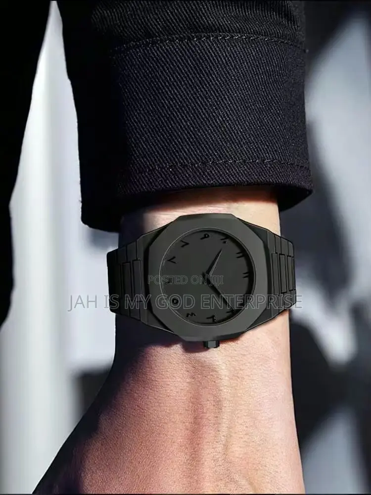 Tomi L401 Men's Quartz Simple Style Watch-Black
