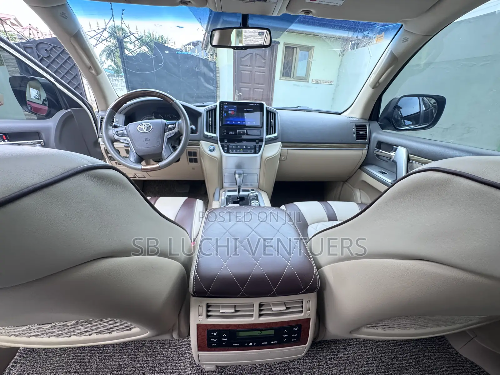 Toyota Land Cruiser 2019 White