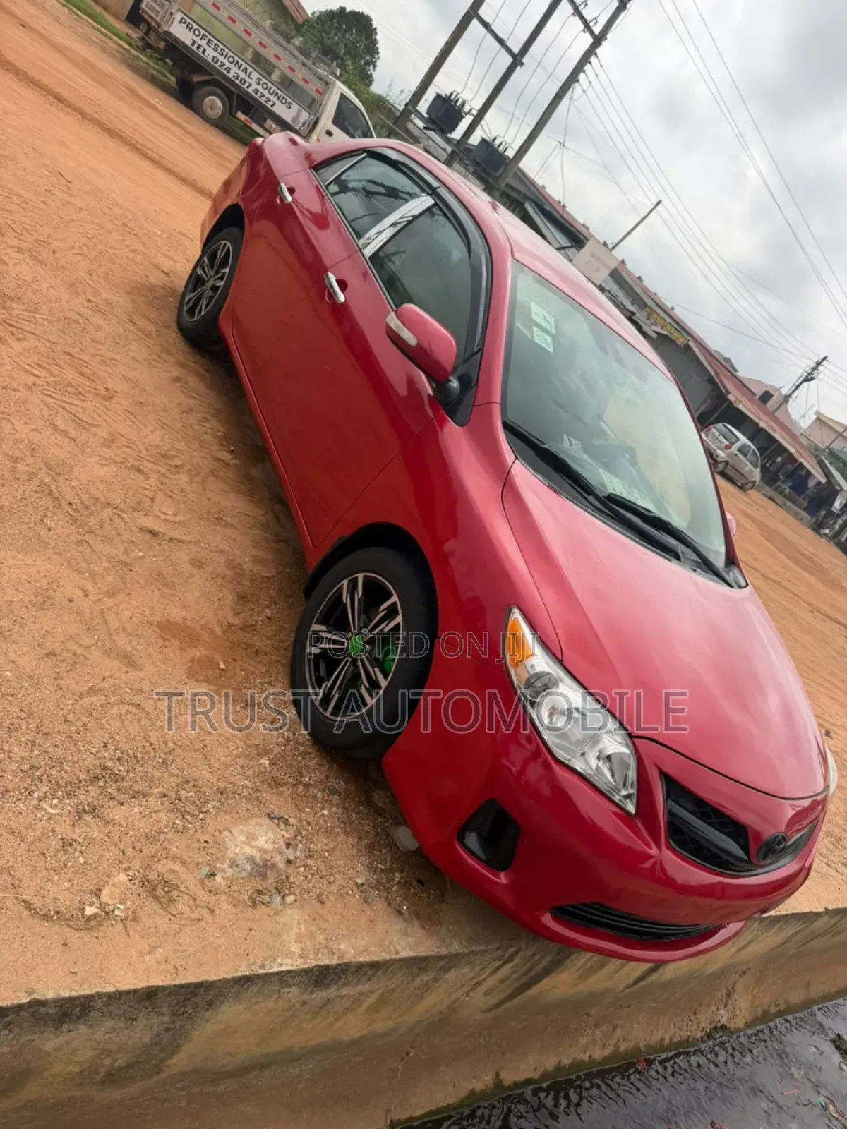 Toyota Corolla LE Special Edition 4dr Sedan (1.8L 4cyl 4A) 2013 Red