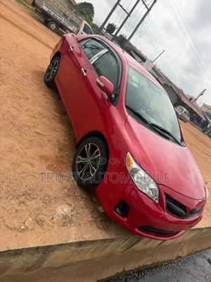 Toyota Corolla LE Special Edition 4dr Sedan (1.8L 4cyl 4A) 2013 Red