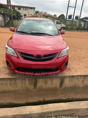Toyota Corolla LE Special Edition 4dr Sedan (1.8L 4cyl 4A) 2013 Red