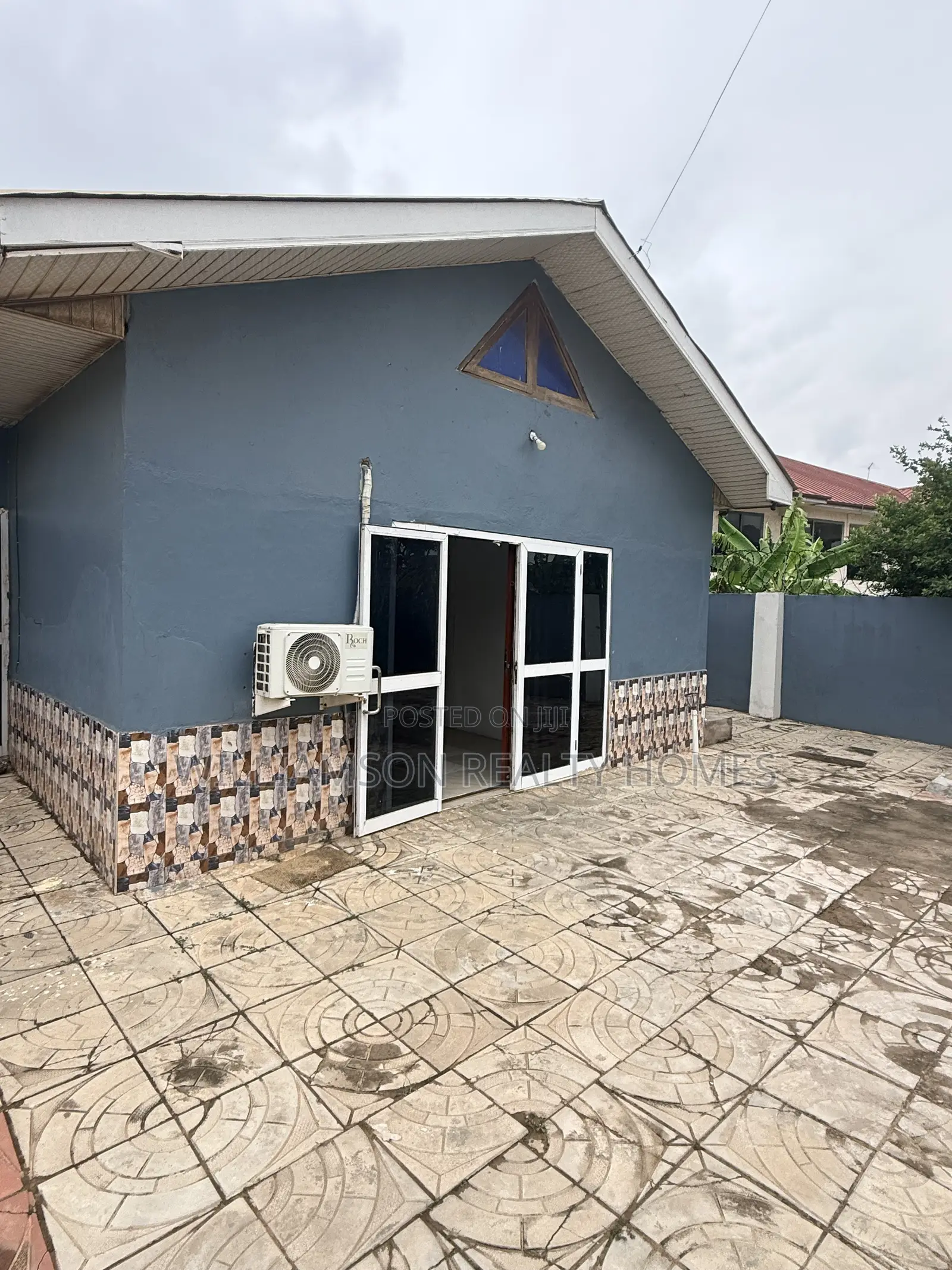 1bdrm Apartment in Hfc Estate Area, Spintex for rent