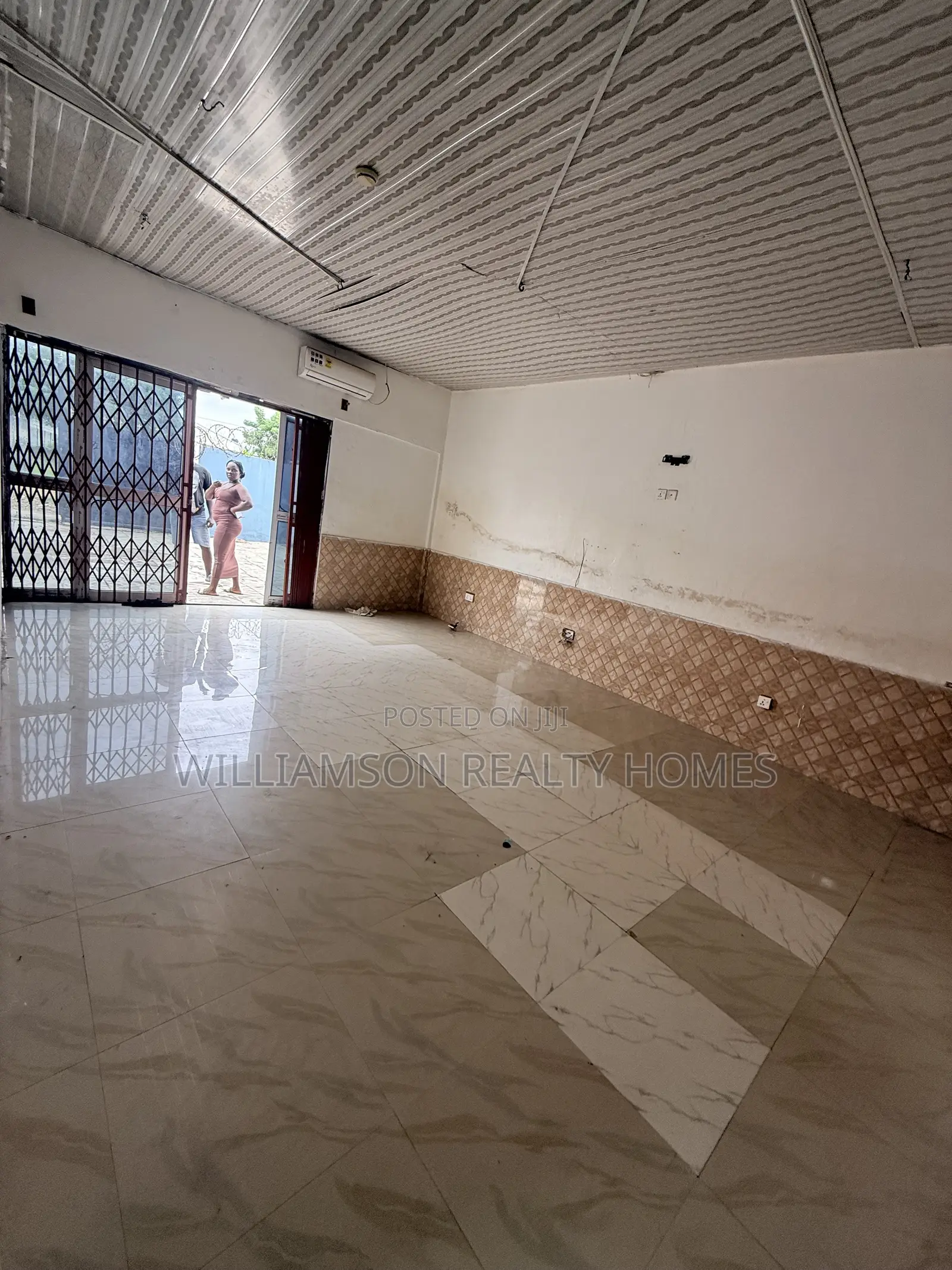 1bdrm Apartment in Hfc Estate Area, Spintex for rent