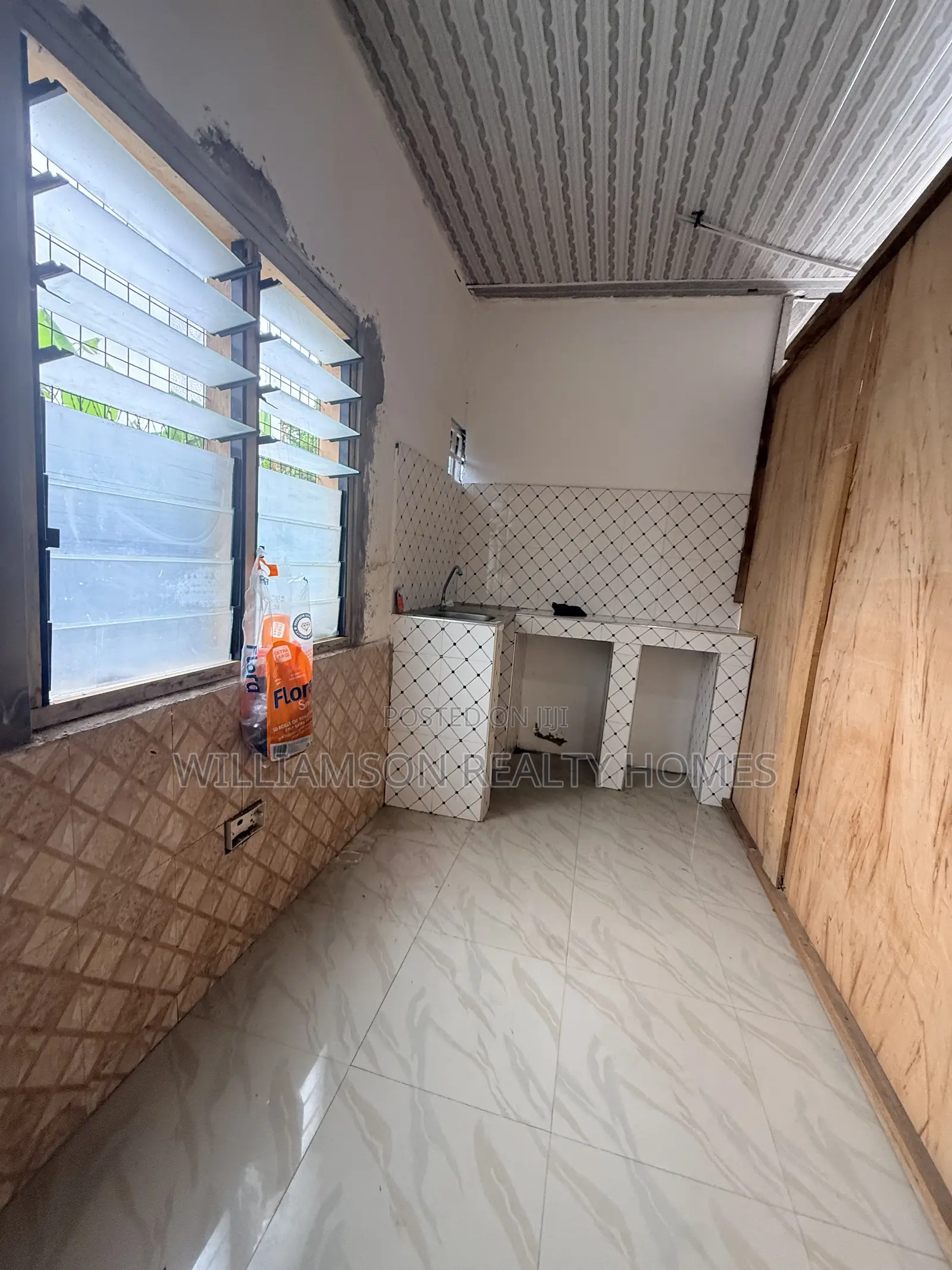 1bdrm Apartment in Hfc Estate Area, Spintex for rent