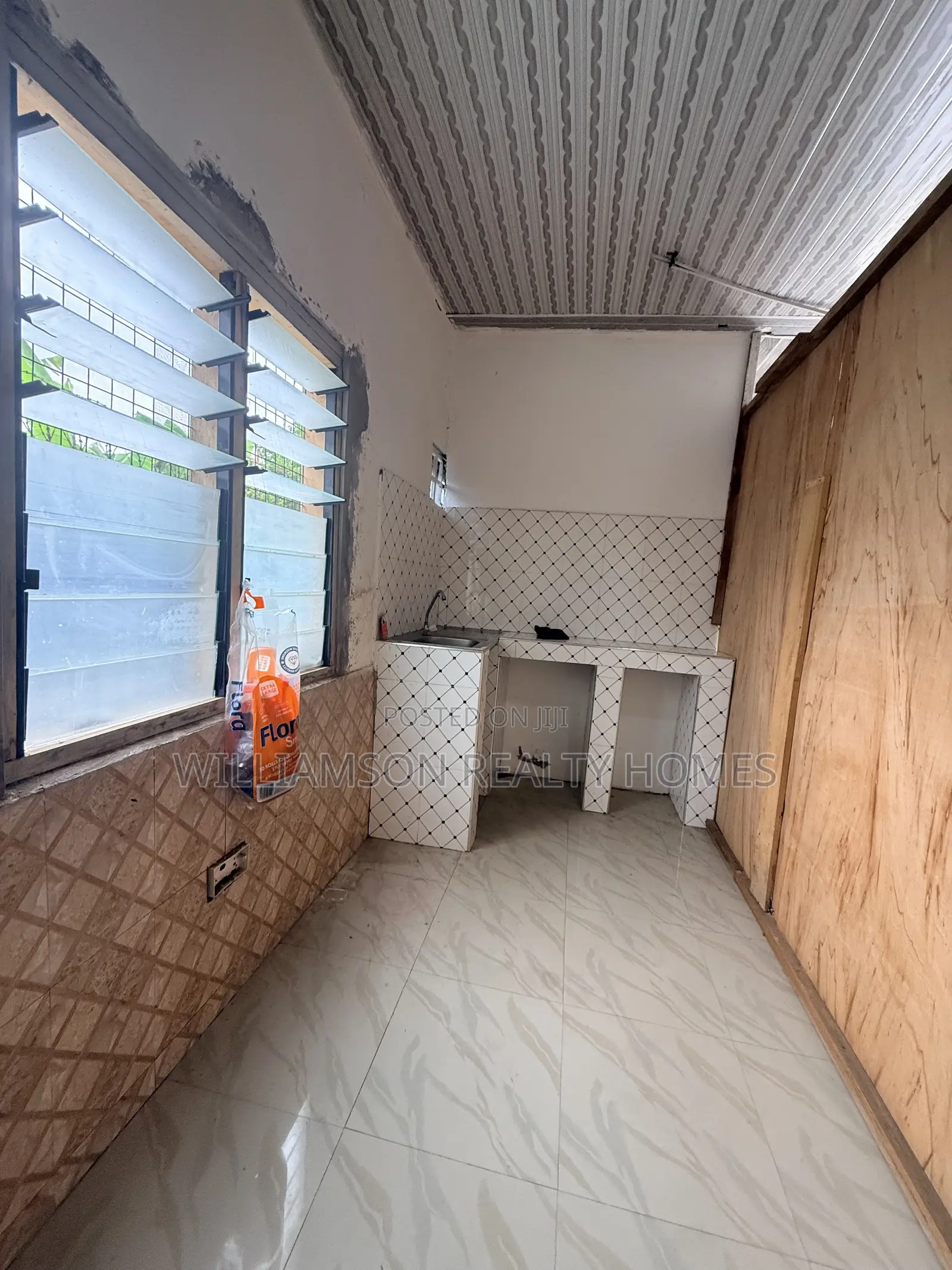 1bdrm Apartment in Hfc Estate Area, Spintex for rent