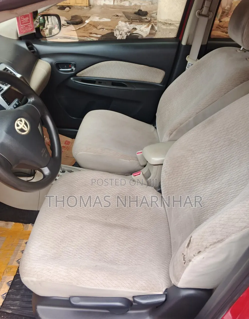 Toyota Yaris 2010 Red