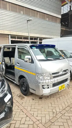 Toyota HiAce 2008 Silver