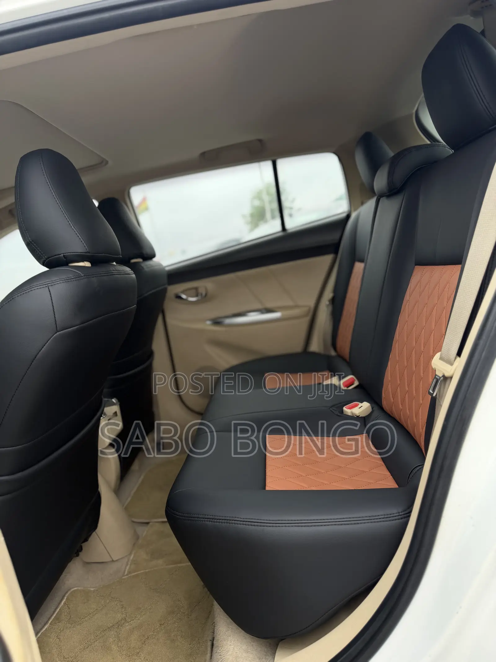 Toyota Yaris L Hatchback 5dr 2015 White
