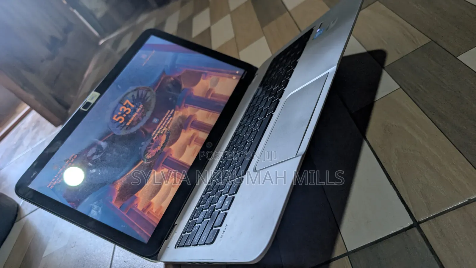 Laptop HP Envy 15t 8GB Intel Core i7 SSD 256GB