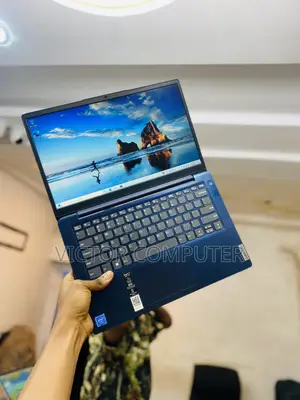 Laptop Lenovo IdeaPad 720S 4GB Intel SSD 128GB