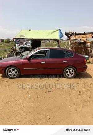Hyundai Elantra 2006 Red