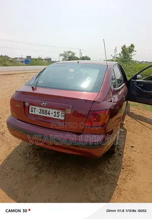 Hyundai Elantra 2006 Red