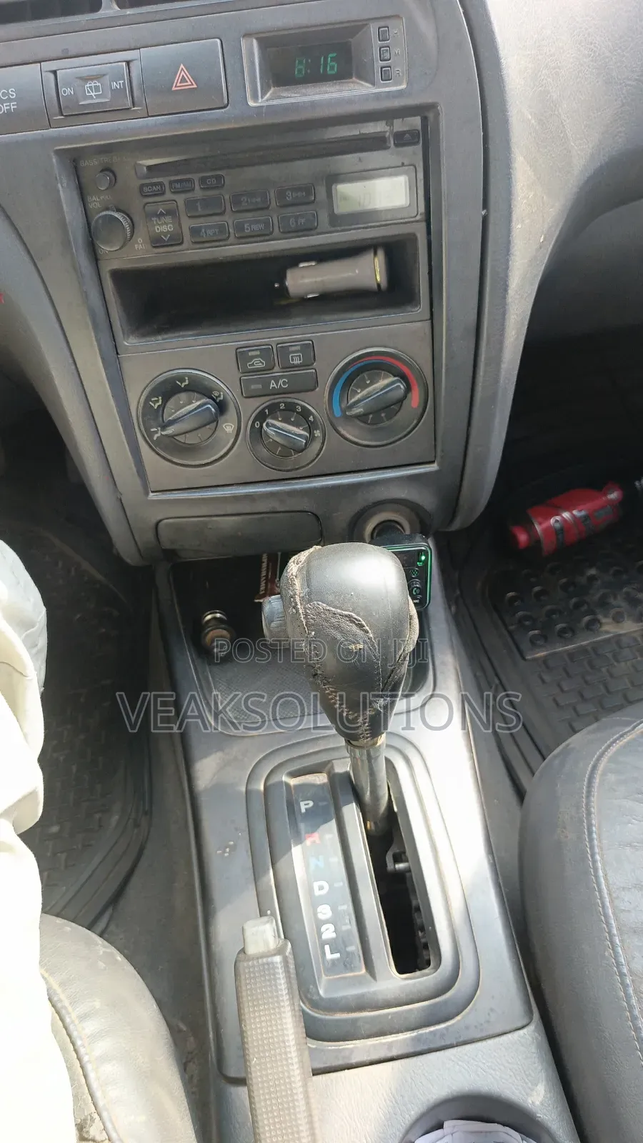 Hyundai Elantra 2006 Red